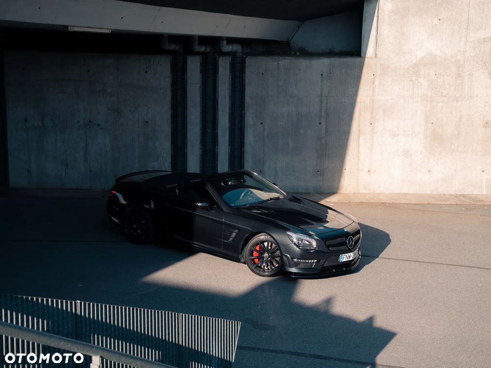 Mercedes-Benz SL 63 AMG - 19