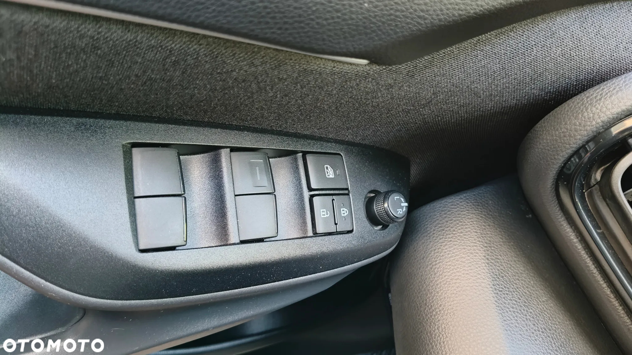Toyota Yaris Hybrid 1.5 Comfort - 15