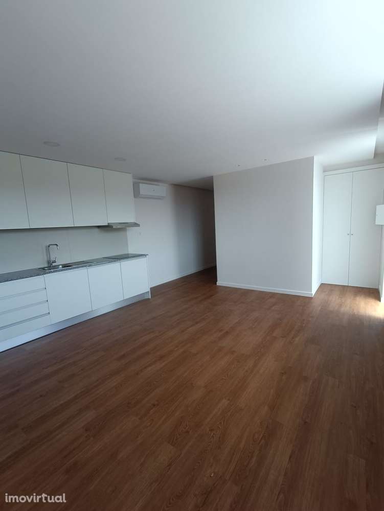 Apartamento T2 | Tamel S. Veríssimo - Grande imagem: 5/10