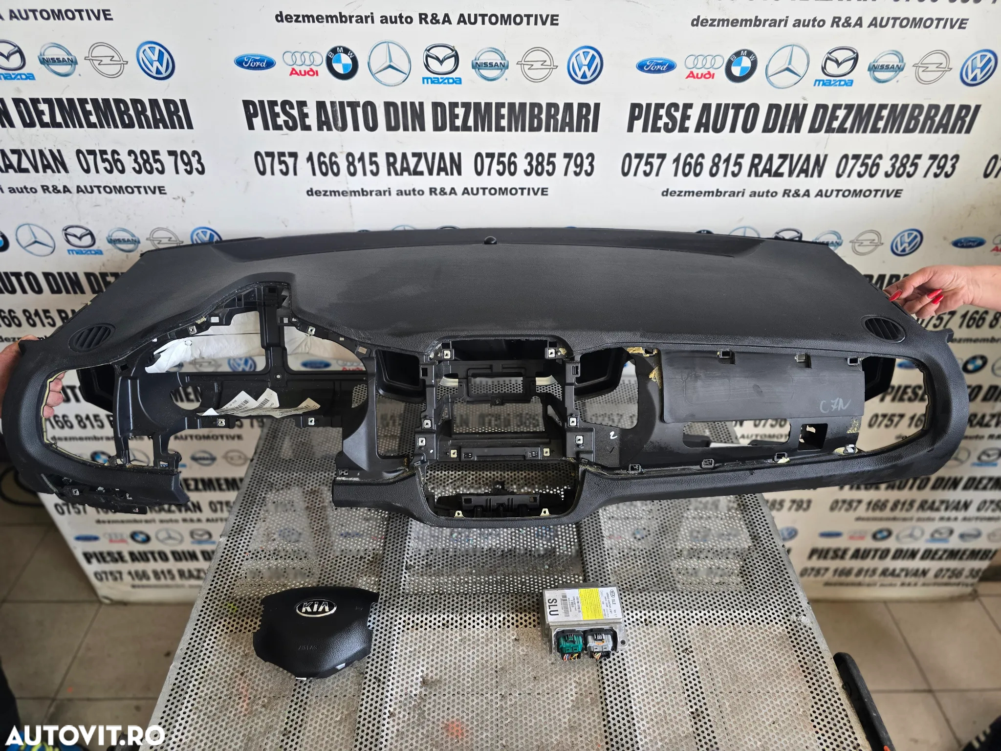 Plansa Bord Kit Airbag Kia Sportage 3 An 2010-2013 Volan Stanga - 2