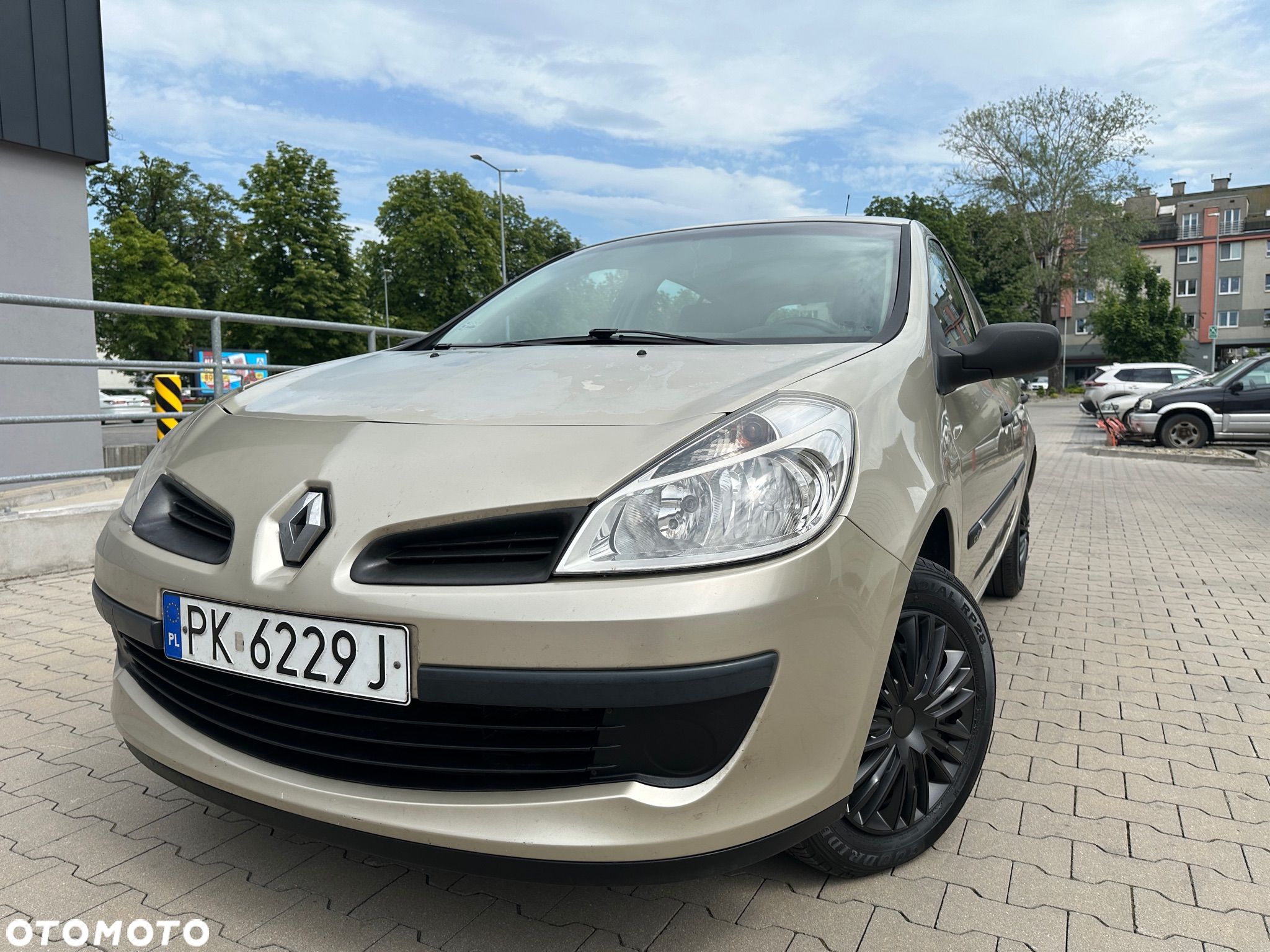 Renault Clio - 1
