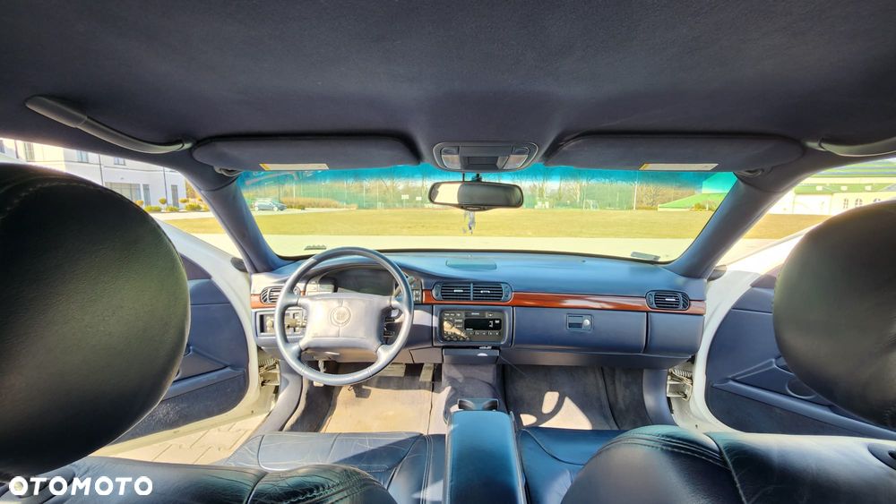 Cadillac Deville 4.6 Concours - 34