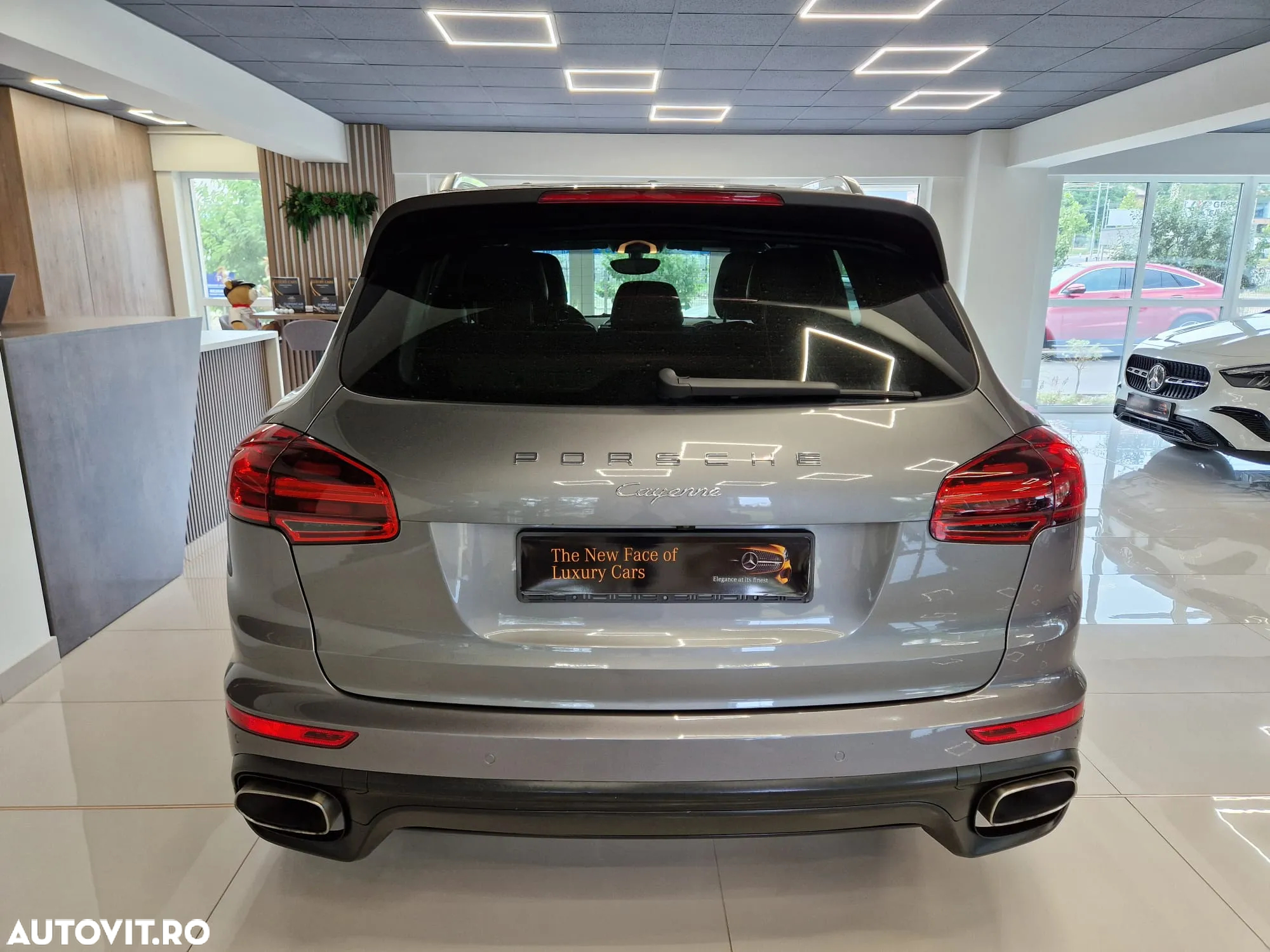 Porsche Cayenne 3.0 L - 8