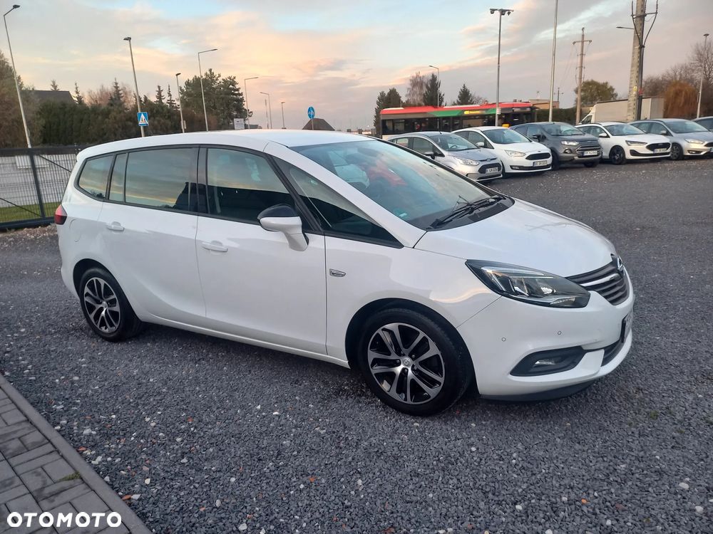 Opel Zafira - 8