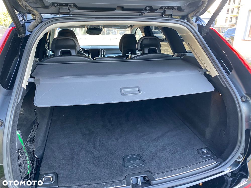 Volvo XC 60 D4 AWD Momentum - 31