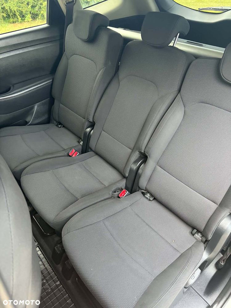 Kia Carens 1.7 CRDi Business Line - 16