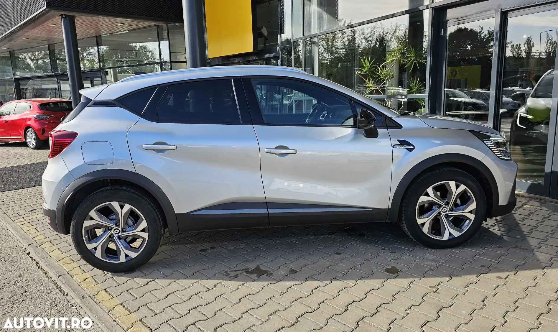 Renault Captur MHEV 160 EDC RS Line - 2