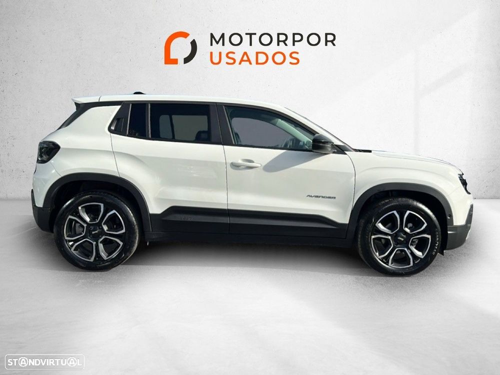Jeep Avenger 1.2 GSE T3 Summit - 4