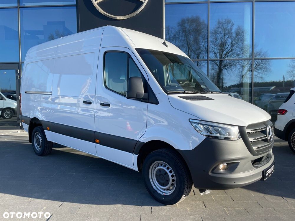 Mercedes-Benz Sprinter 319 CDI Reflektory LED Hak Tachograf - 1