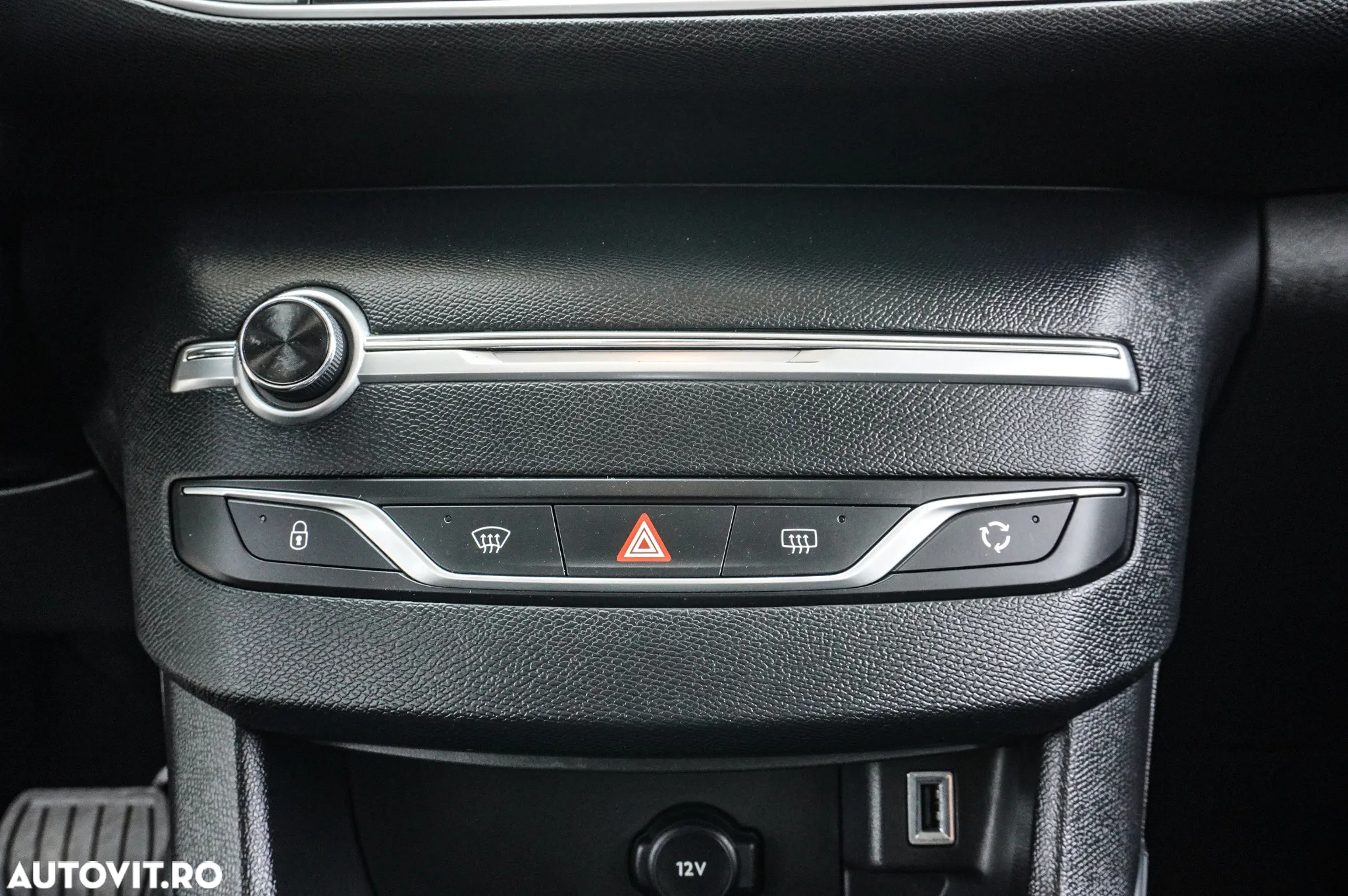 Peugeot 308 SW 1.5 BlueHDi FAP STT EAT8 Allure - 20