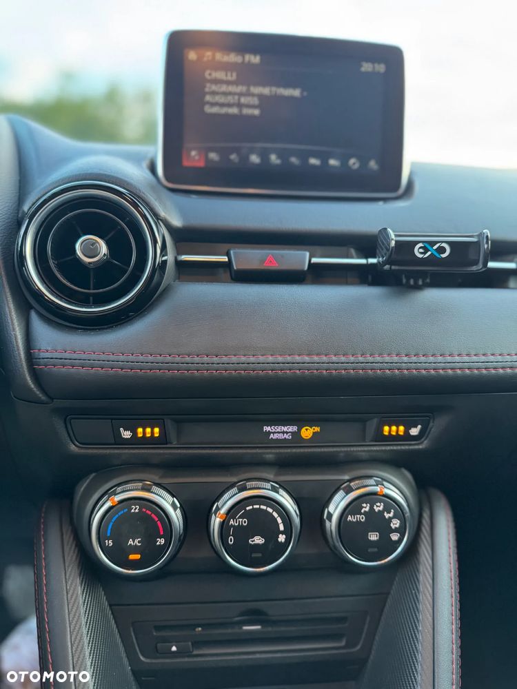 Mazda 2 - 10