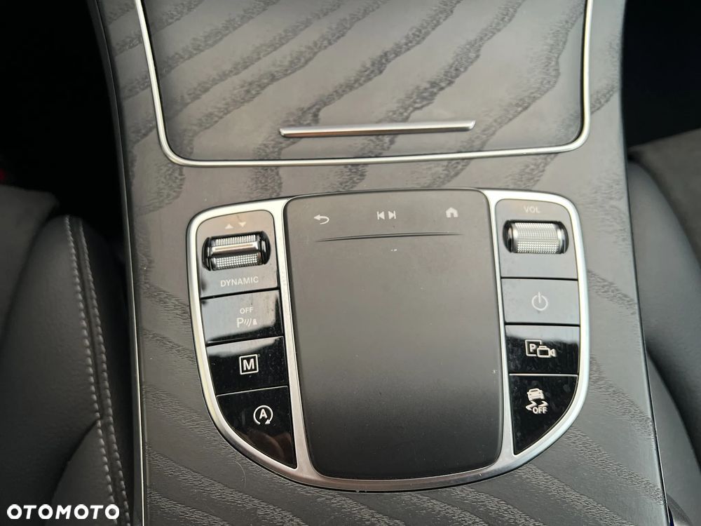 Mercedes-Benz GLC 200 d 4-Matic Business Edition - 17