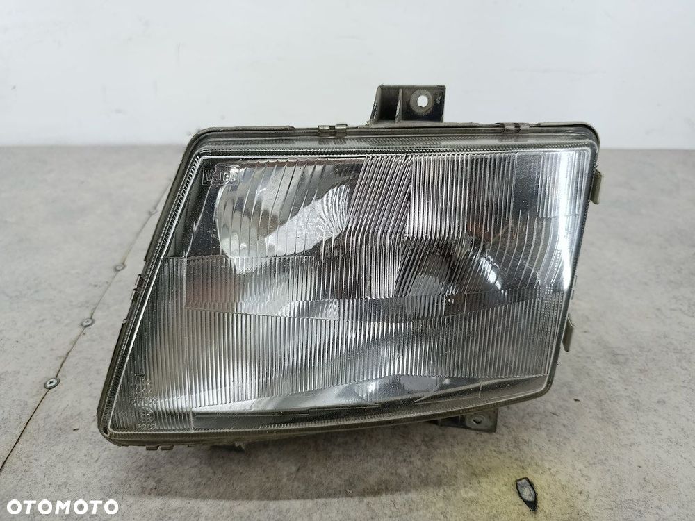 LAMPA PRZÓD LEWA MERCEDES-BENZ VITO W638 6388200061 67629570  VALEO - 1