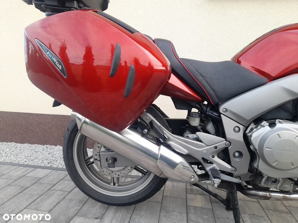 Honda CBF - 16