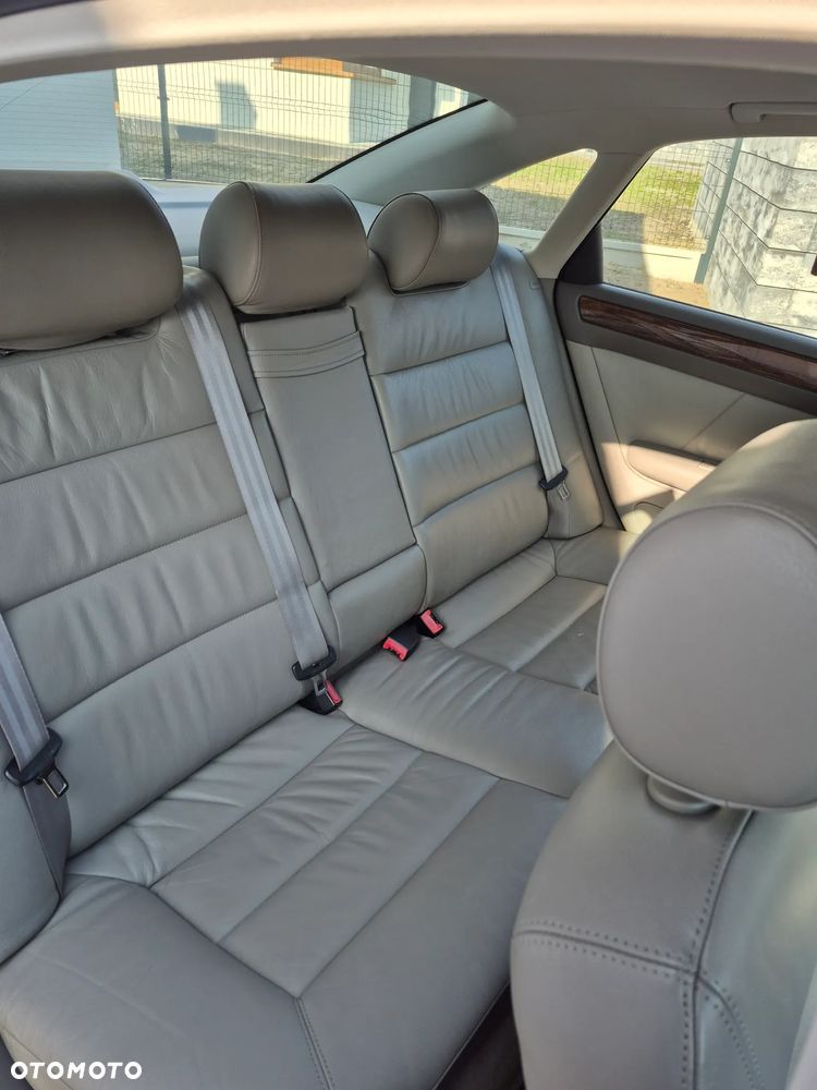 Audi A6 Limousine - 4