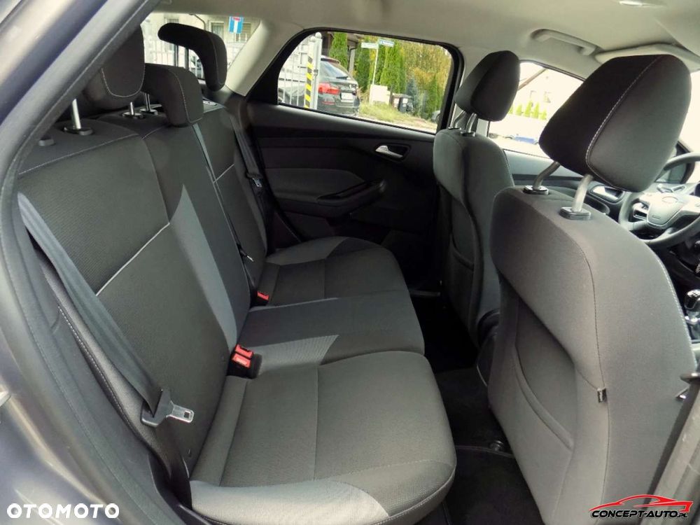 Ford Focus - 21