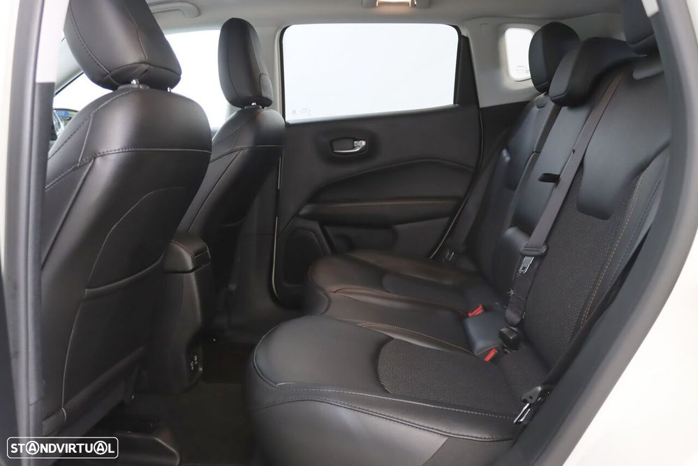 Jeep Compass 1.6 MultiJet Limited - 12