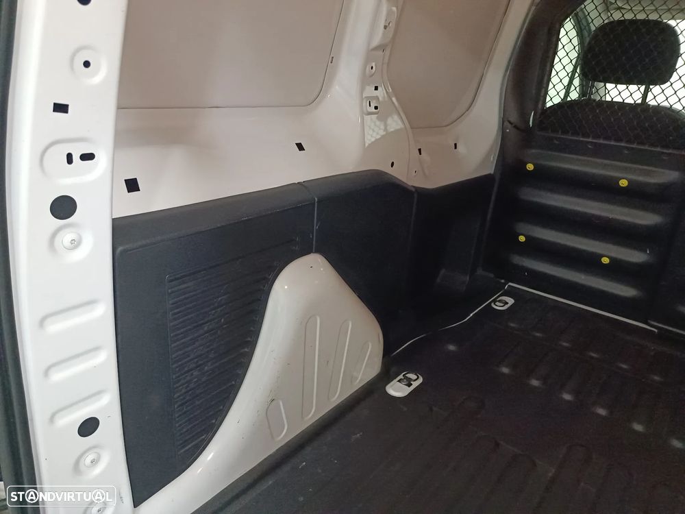 Citroën BERLINGO 1.6 HDI - 15