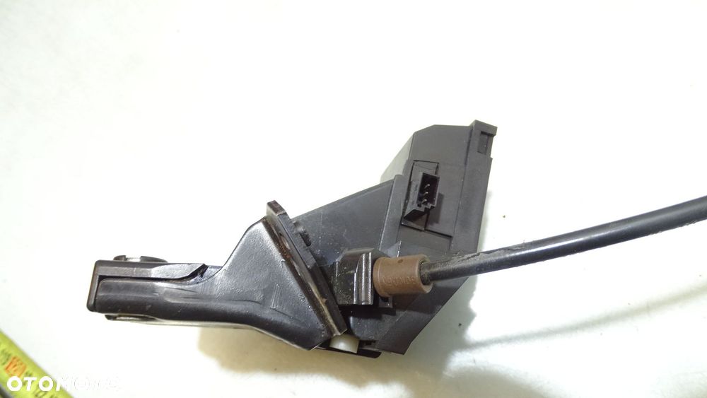 ZAMEK KLAPY BAGAŻNIKA MEDCEDES-BENZ W203 C220  2037500093 2037500184 - 5