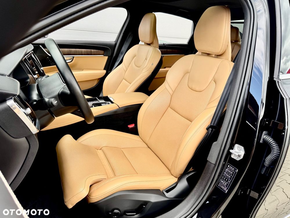 Volvo S90 T8 Twin Engine AWD Geartronic Inscription - 27