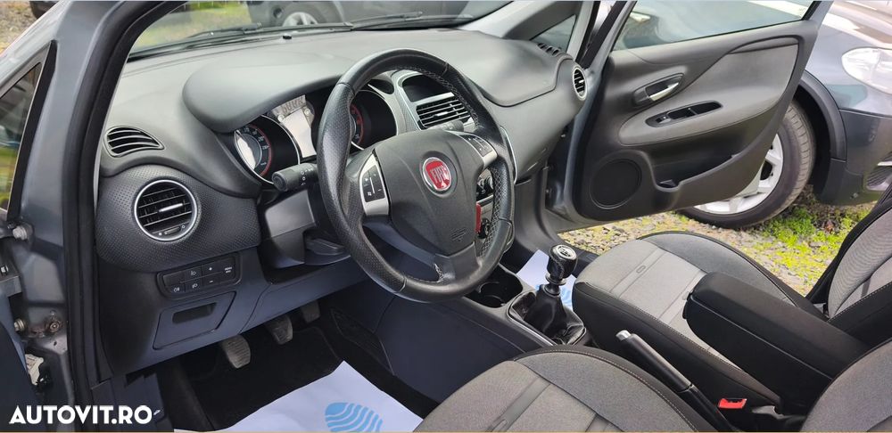 Fiat Grande Punto 1.4 16V Emotion - 19