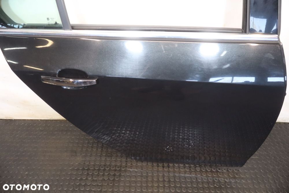 drzwi prawy tył - 4