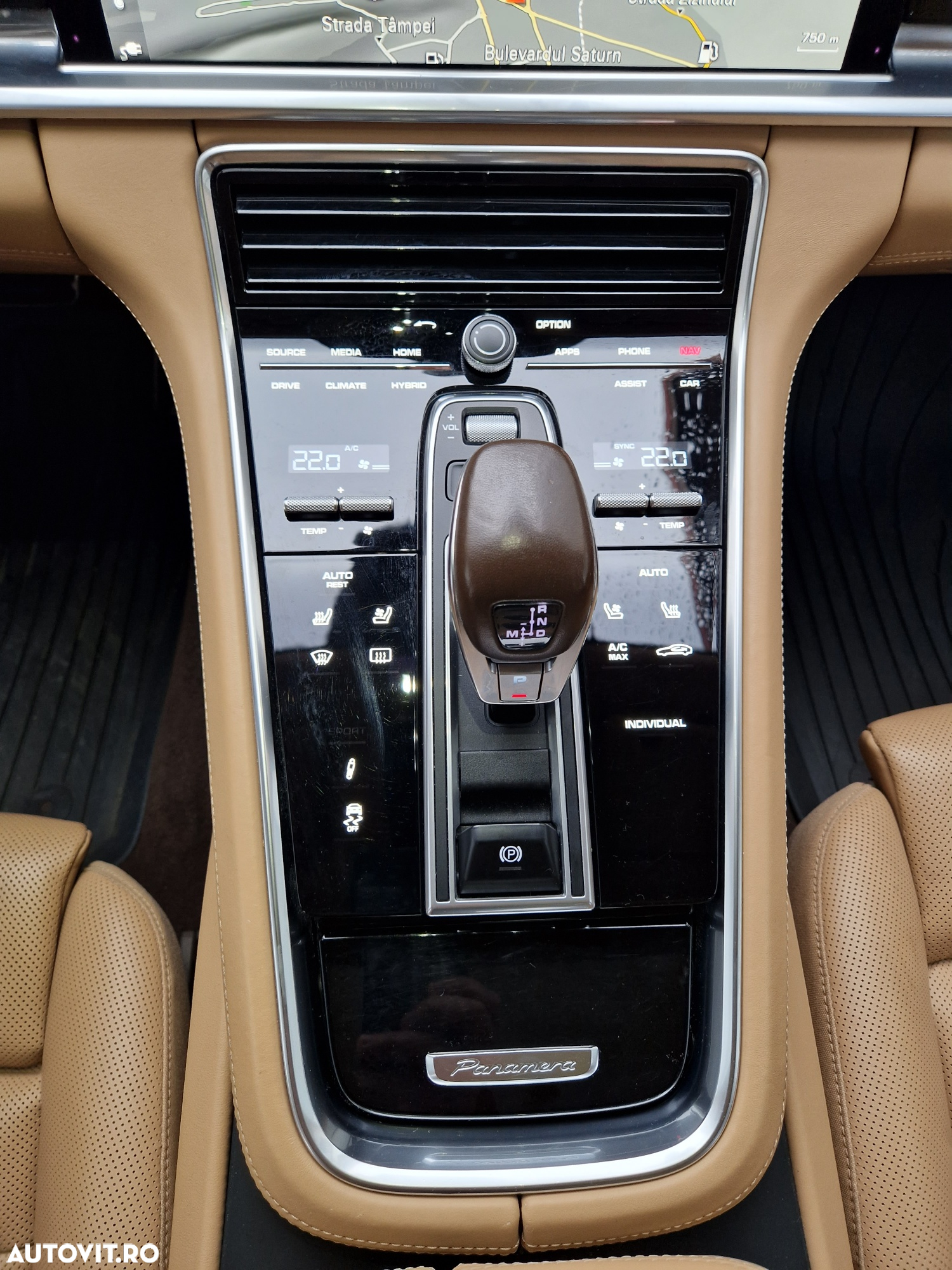 Porsche Panamera - 19