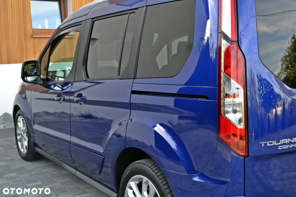Ford Tourneo Connect - 15