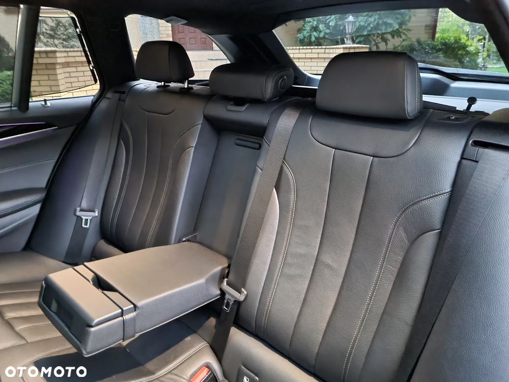 BMW Seria 5 540d xDrive M Sport sport - 21