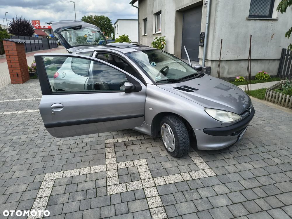 Peugeot 206 1.1 Color-Line - 2