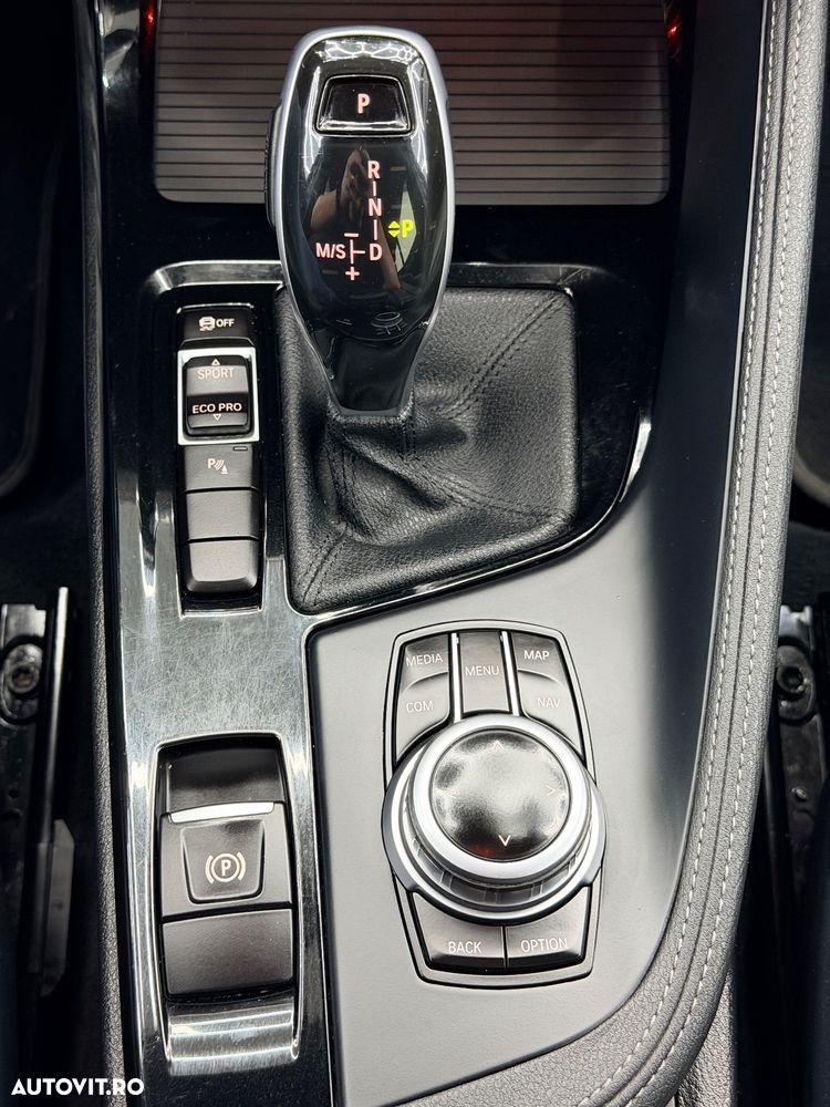 BMW X2 sDrive18d Aut. Advantage Plus - 32