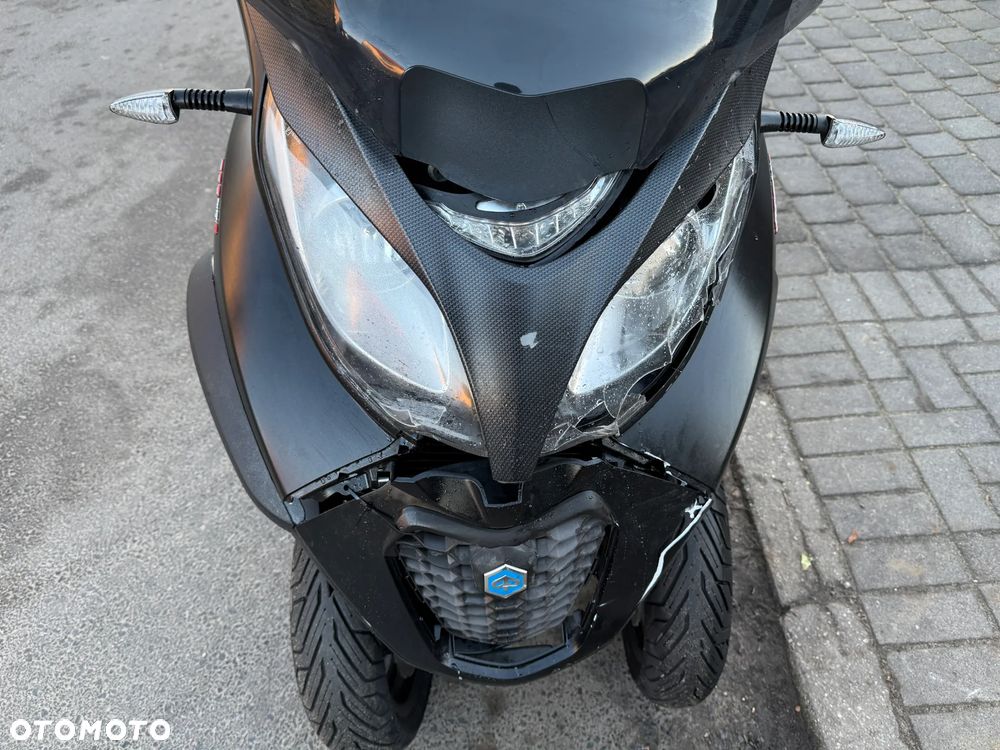 Piaggio MP-3 - 18