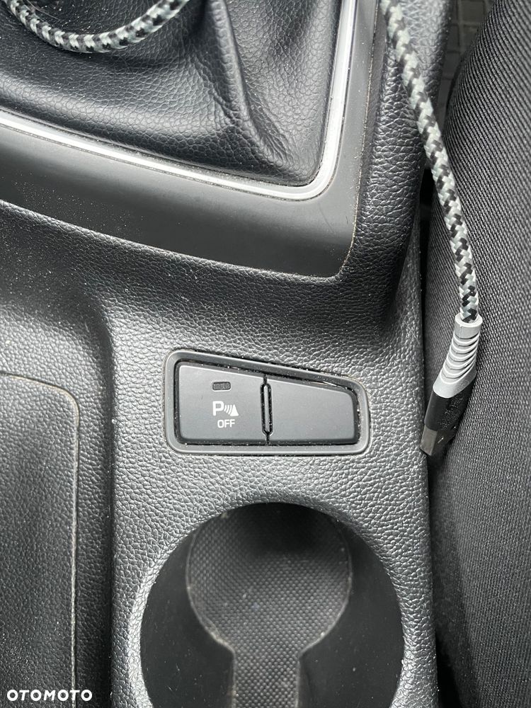 Hyundai i20 1.1 CRDi BlueDrive Elegant - 24