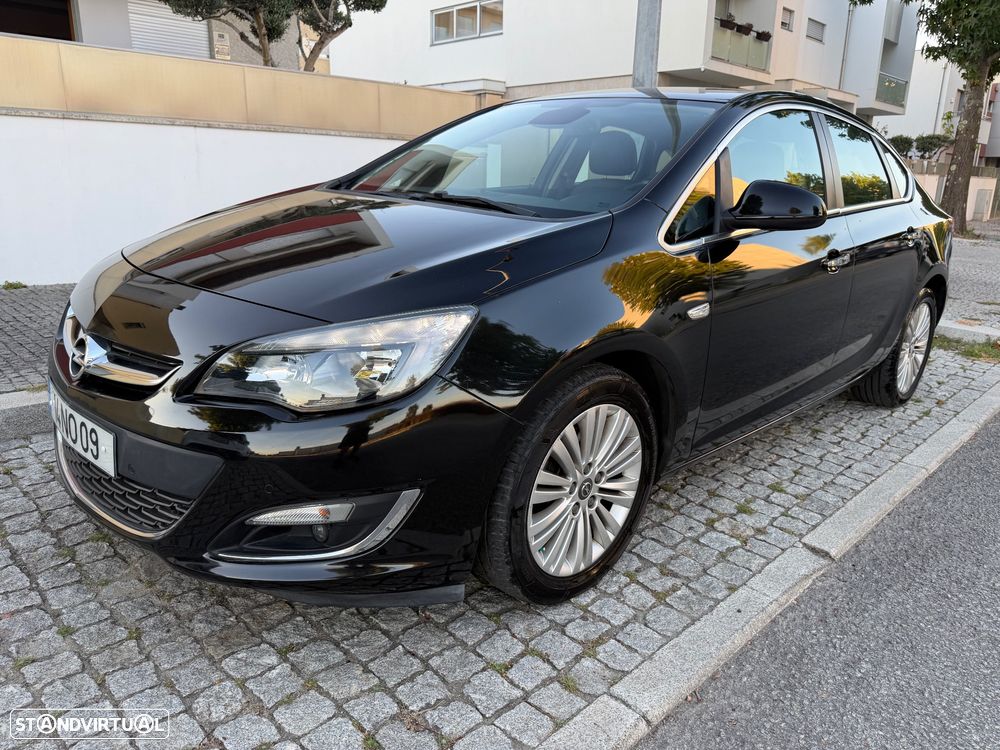 Opel Astra 1.7 CDTi Cosmo Start/Stop - 1