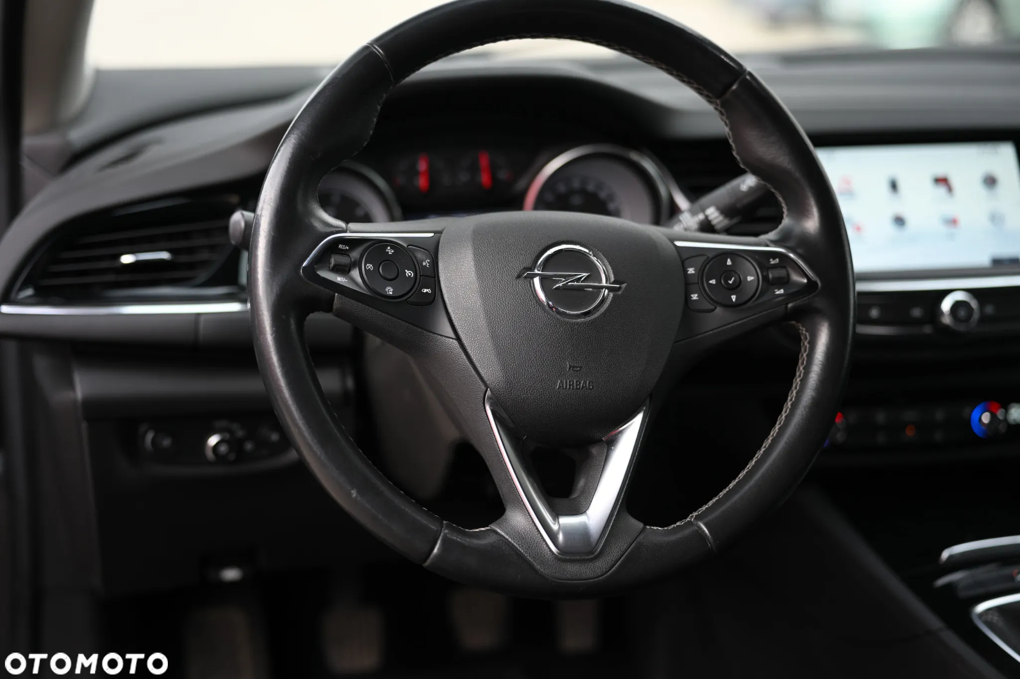 Opel Insignia 2.0 CDTI Executive S&S - 26
