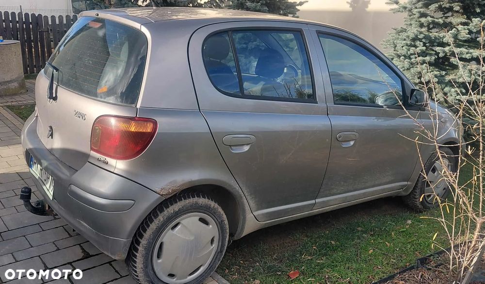 Toyota Yaris 1.4 D-4D Base - 2