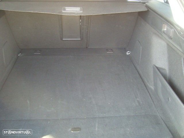 Peugeot 308 SW 1.5 BlueHDi Allure EAT6 - 30