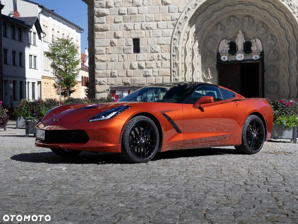 Chevrolet Corvette - 1