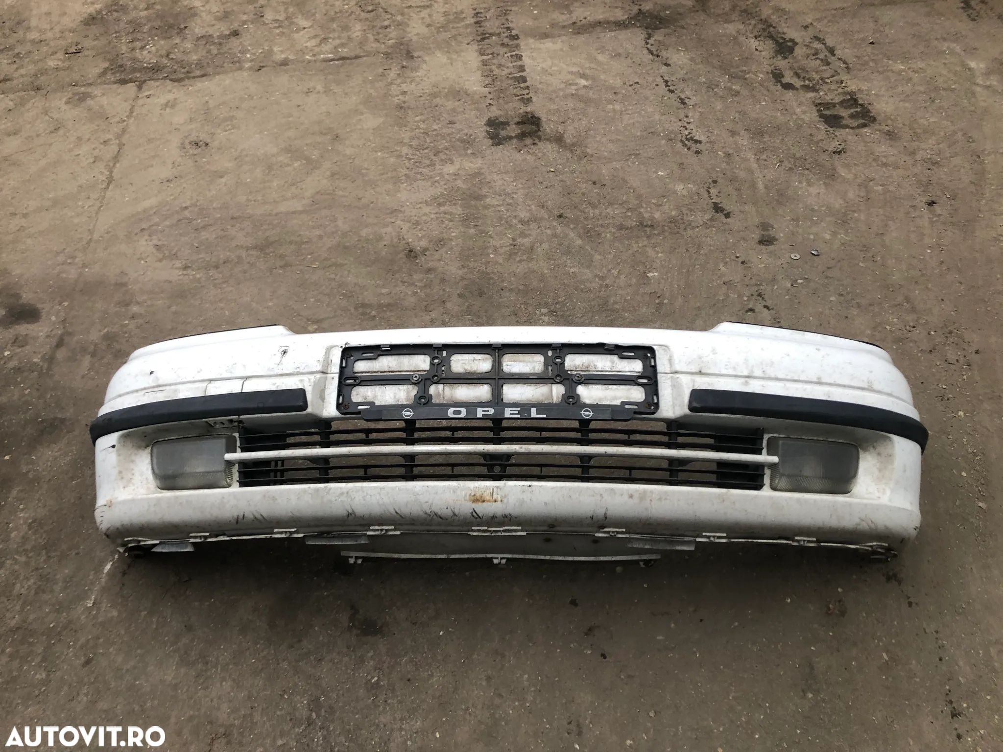 Bara fata Opel Astra G alb 2003 cu proiectoare - 1