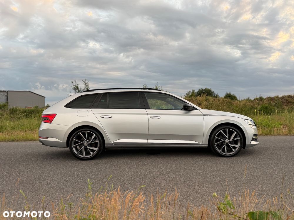 Skoda Superb 2.0 TDI SCR Sportline DSG - 9