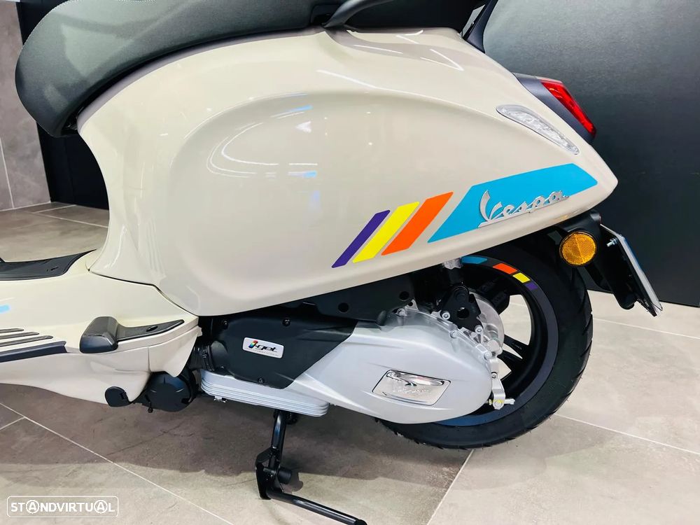 Vespa Primavera 125 S - 8