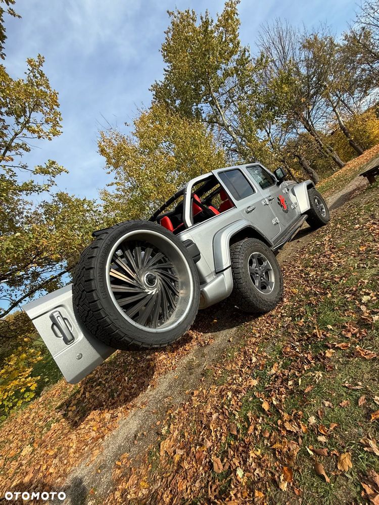 Jeep Wrangler - 6