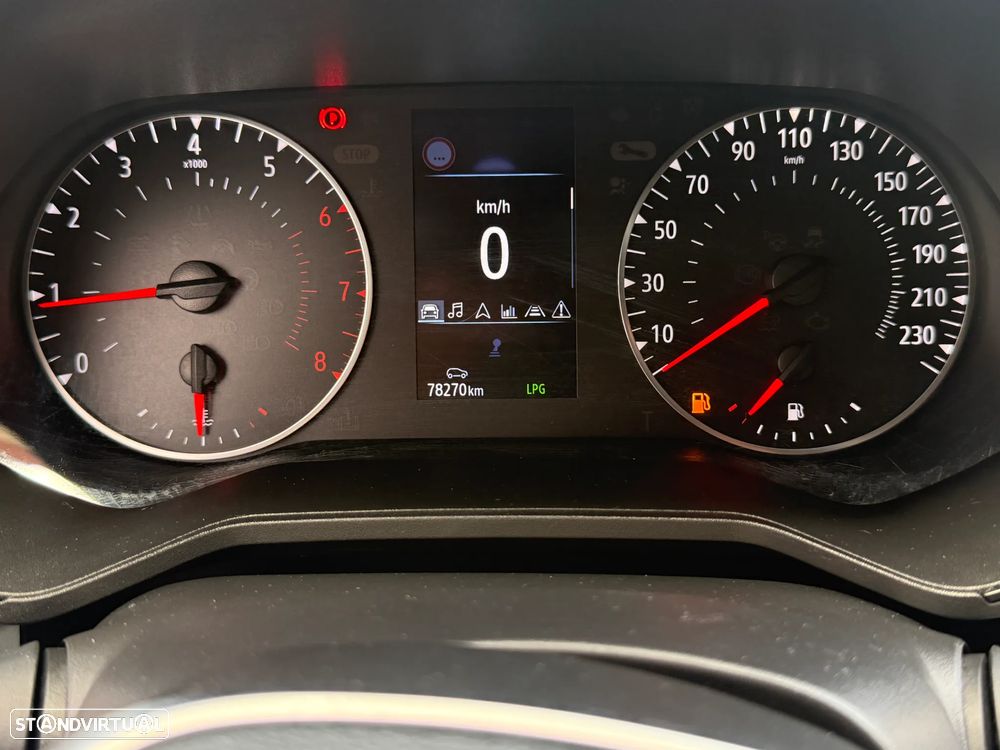 Renault Clio 1.0 TCe Evolution Bi-Fuel - 32