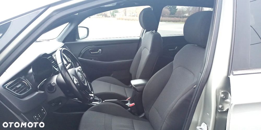 Kia Carens 1.7 CRDi Edition 7 - 21