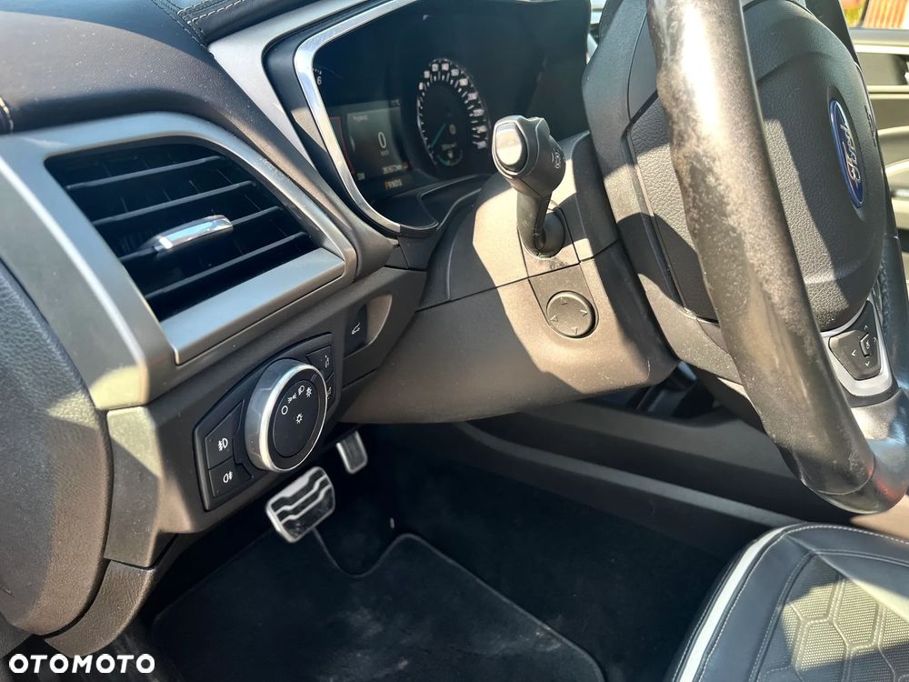 Ford Mondeo - 20