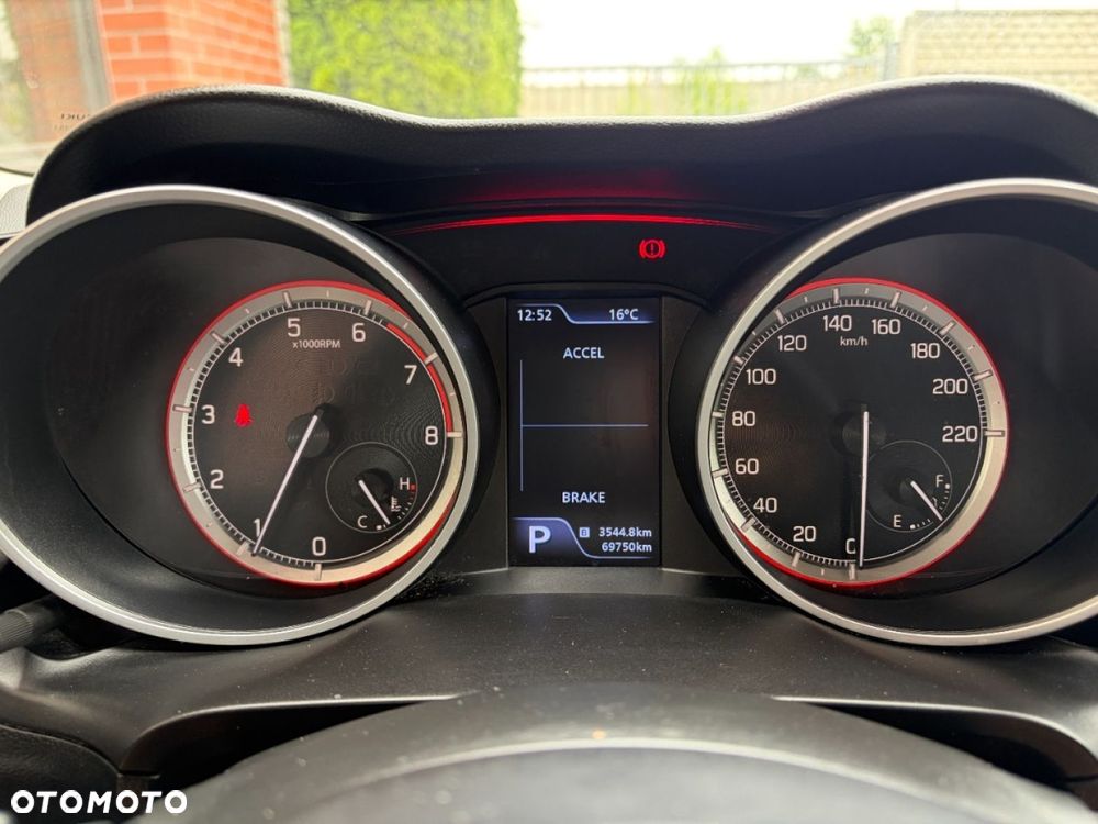 Suzuki Swift - 13