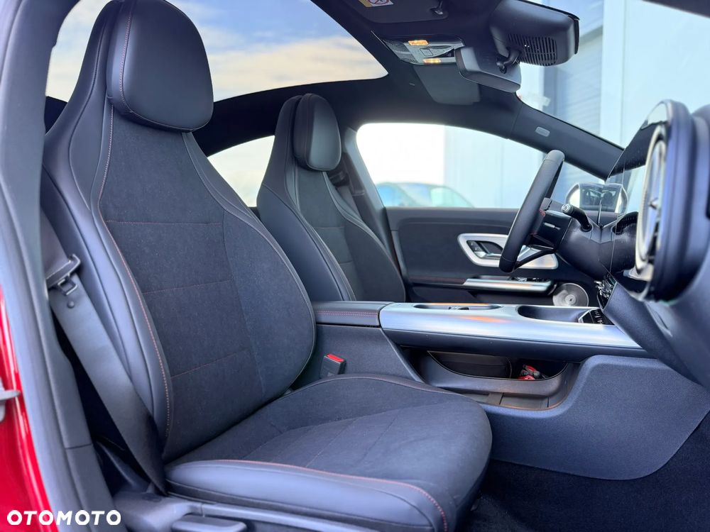 Mercedes-Benz CLA - 22