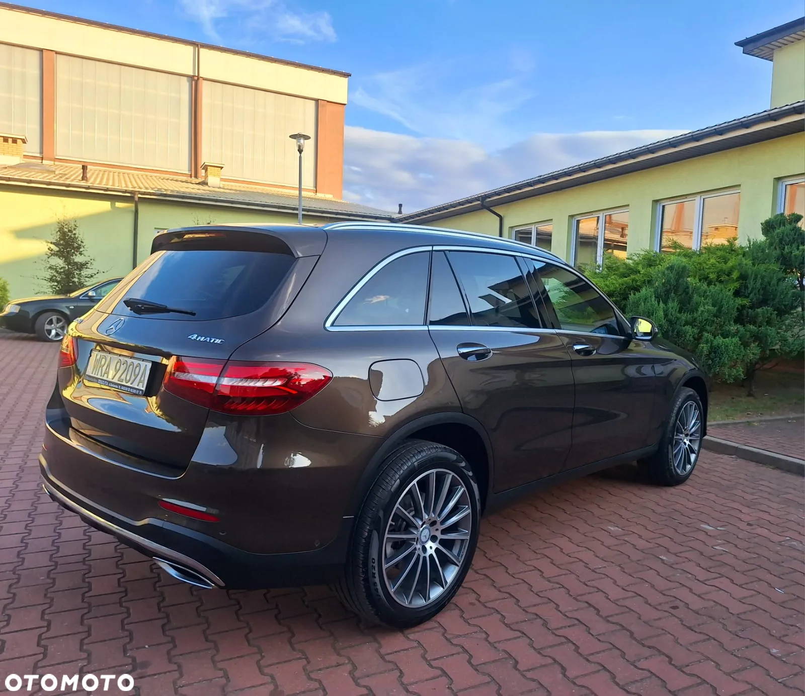 Mercedes-Benz GLC 250 4-Matic - 4