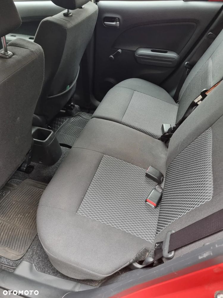 Suzuki Splash - 15
