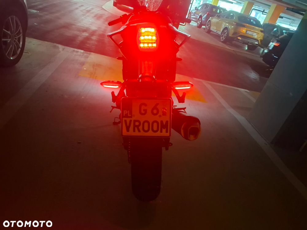 Yamaha YZF - 16